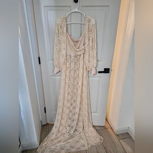 Maternity dress for photoshoot/ from Amazon